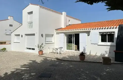 nettoyage toiture Saint-Gilles-Croix-de-Vie-1